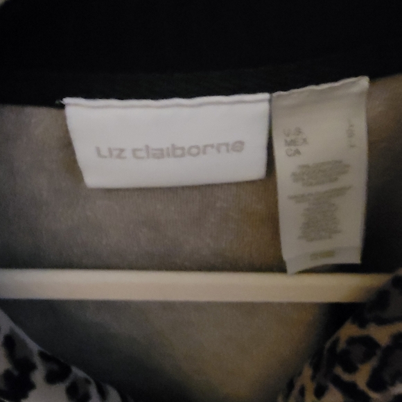 Leopard Print Velour Pullover - Picture 3 of 3